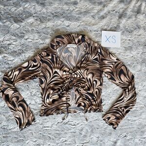 Swirl Pattern Long Sleeve Crop Top XS